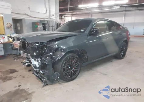 2022 BMW X6 M z USA, uszkodzony, nr VIN 5YMCY0C04N9L82643